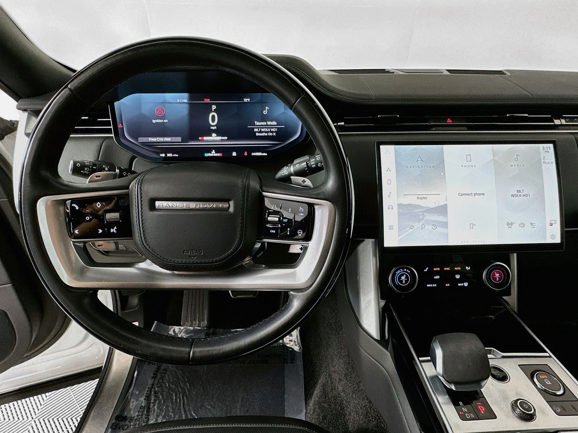 2023 Land Rover Range Rover SE LWB