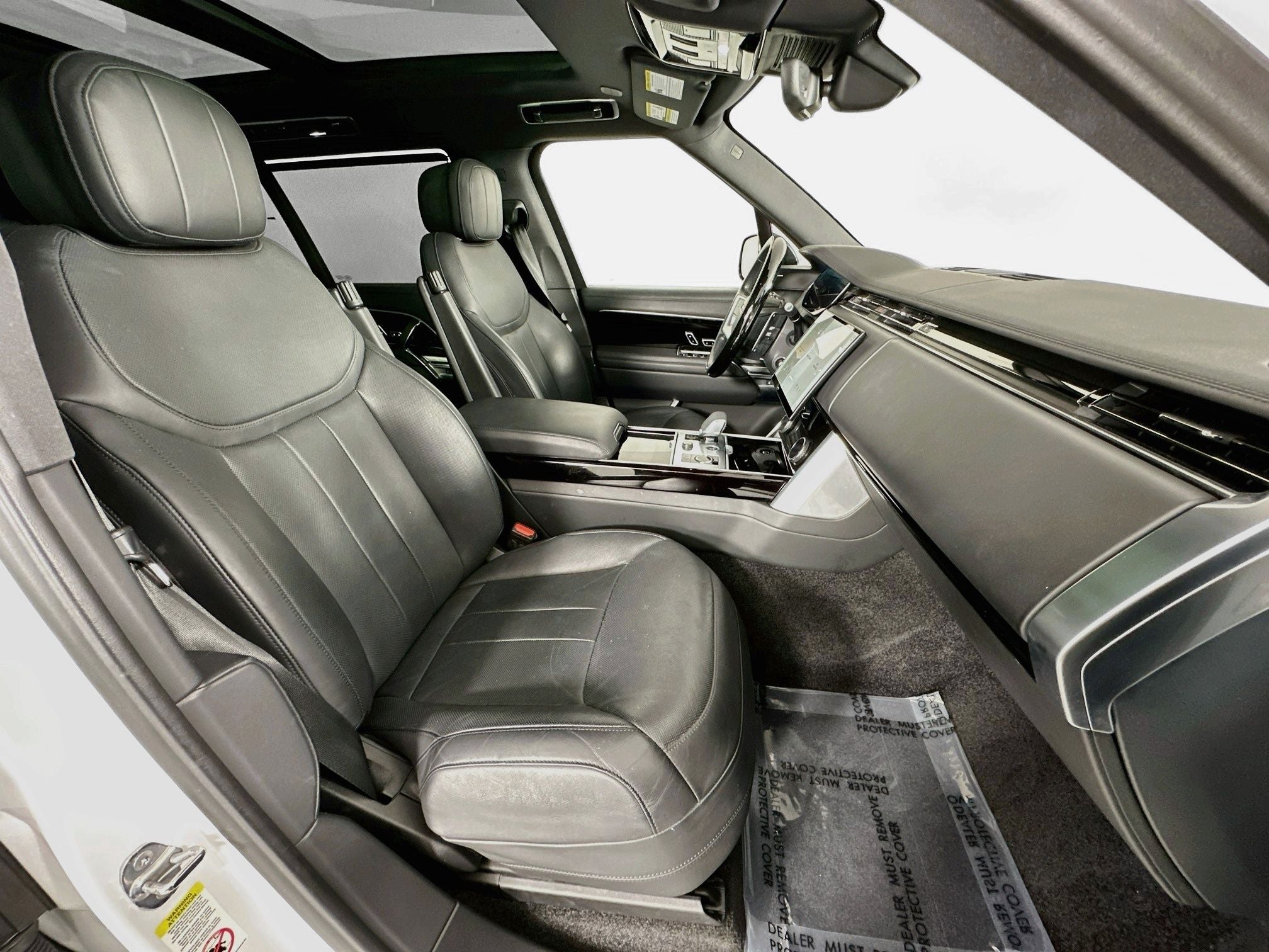 2023 Land Rover Range Rover SE LWB