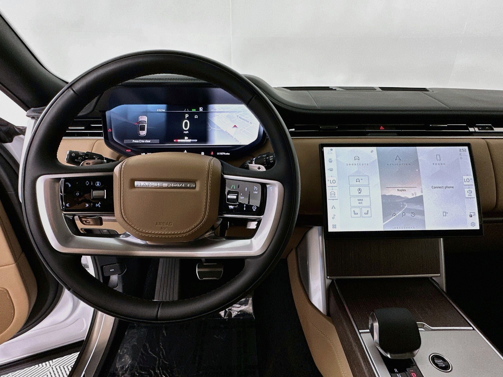 2025 Land Rover Range Rover SE LWB