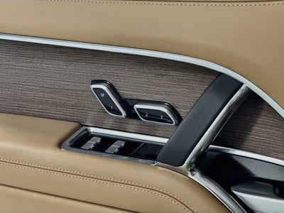 2025 Land Rover Range Rover SE LWB