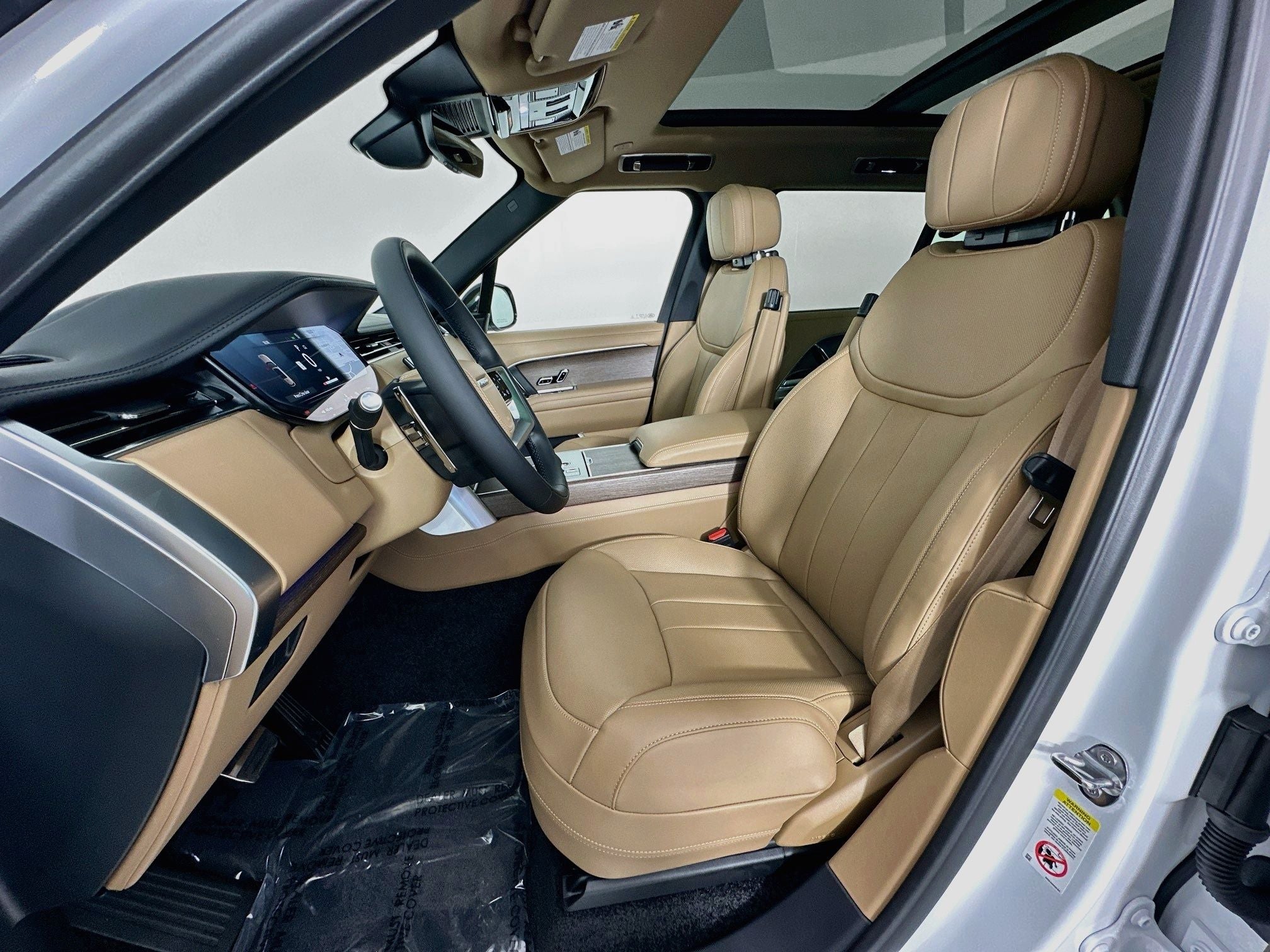 2025 Land Rover Range Rover SE LWB