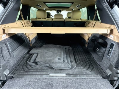 2025 Land Rover Range Rover SE LWB