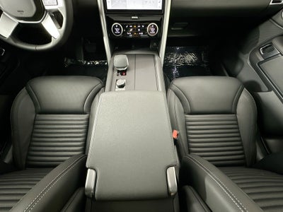 2025 Land Rover Discovery S