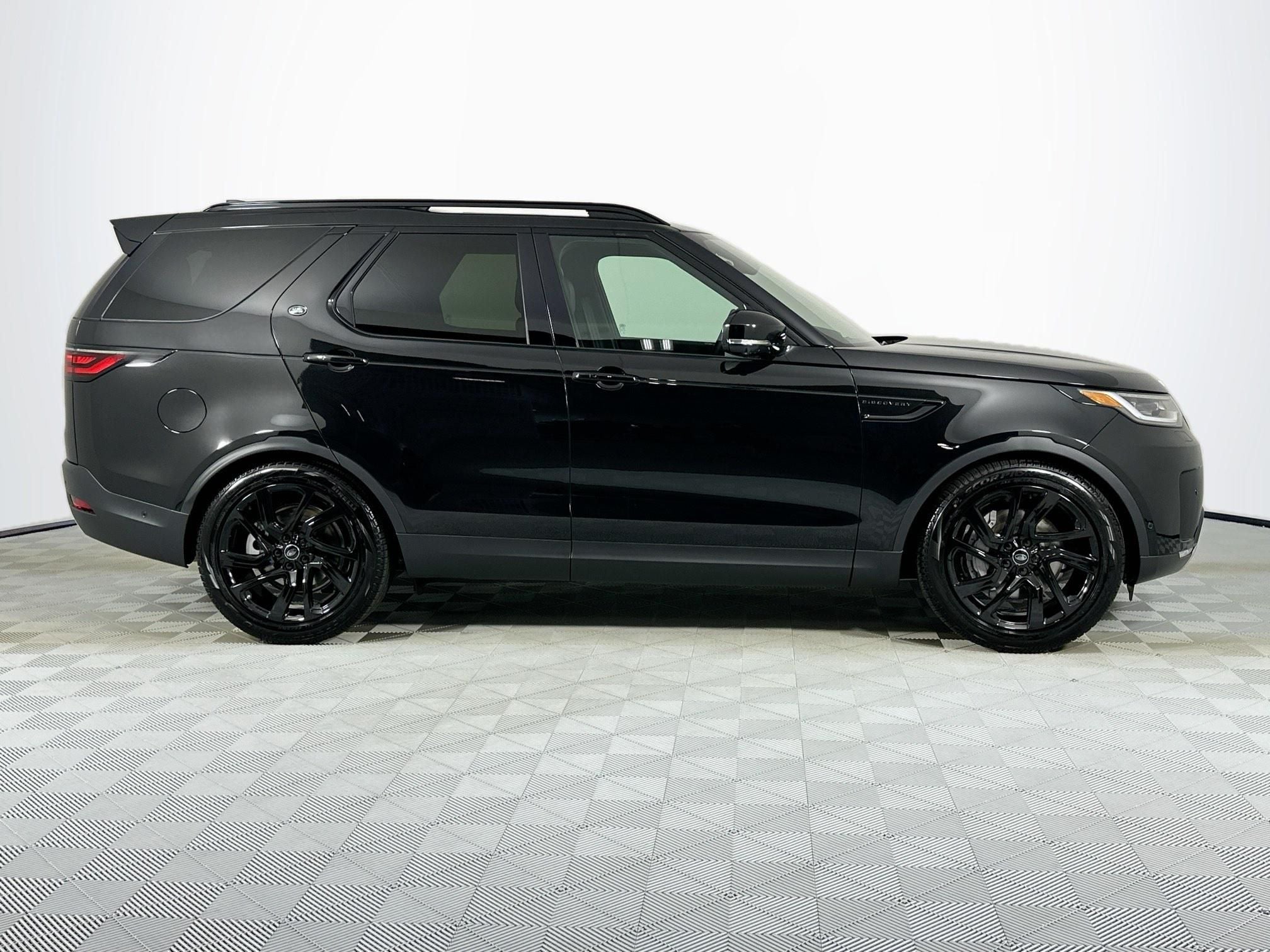 2025 Land Rover Discovery S