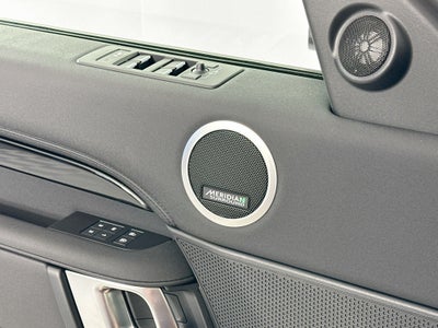 2025 Land Rover Discovery S