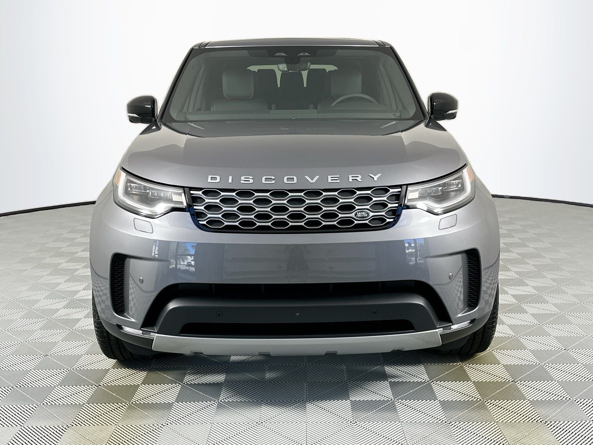 2025 Land Rover Discovery S