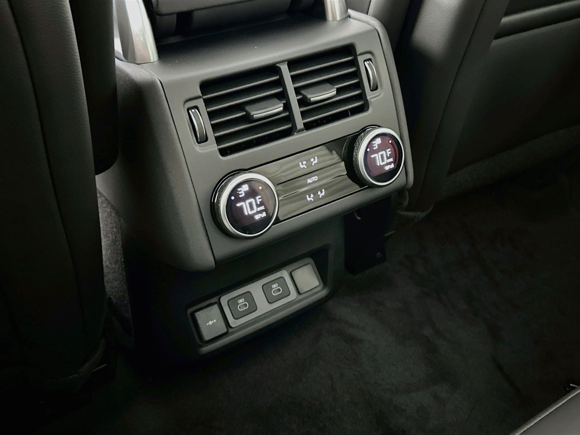 2026 Land Rover Discovery S