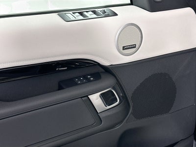 2025 Land Rover Discovery S