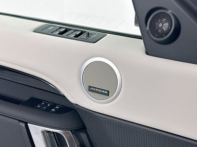 2025 Land Rover Discovery S