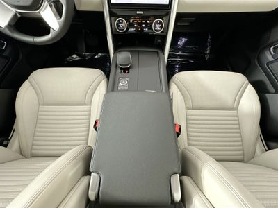 2025 Land Rover Discovery S