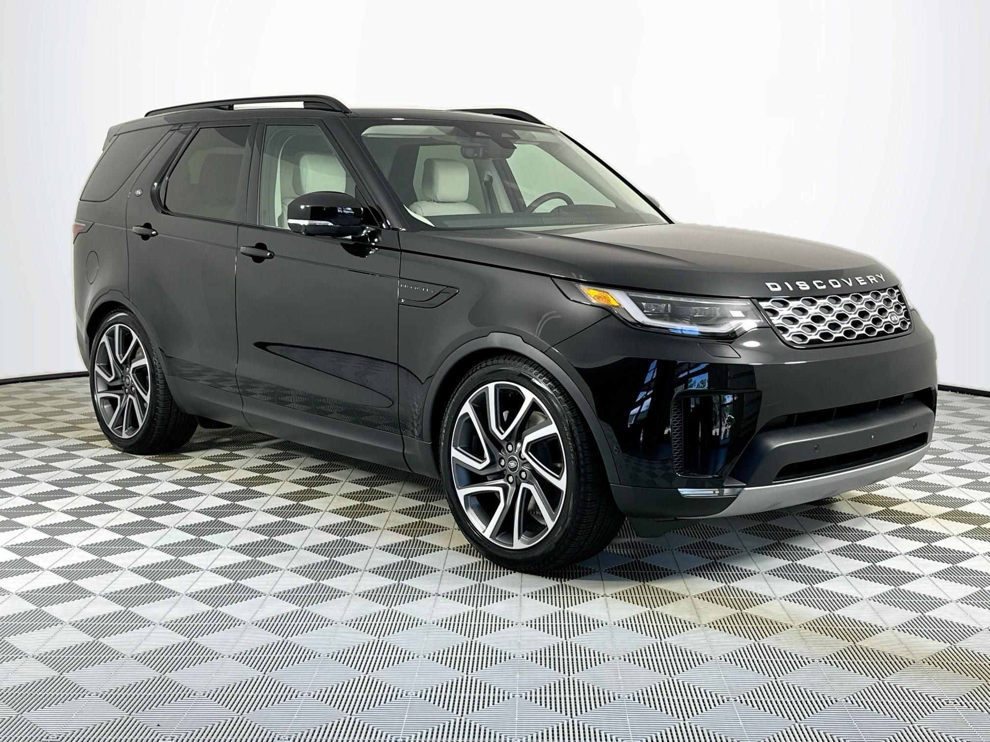 2025 Land Rover Discovery S