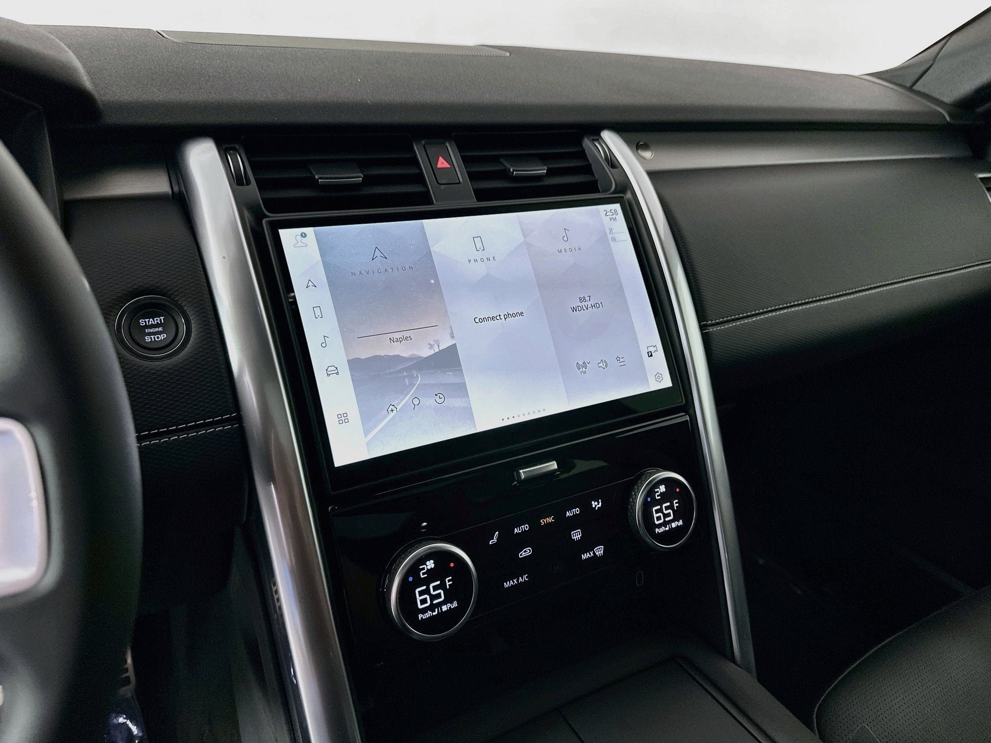 2026 Land Rover Discovery Dynamic SE
