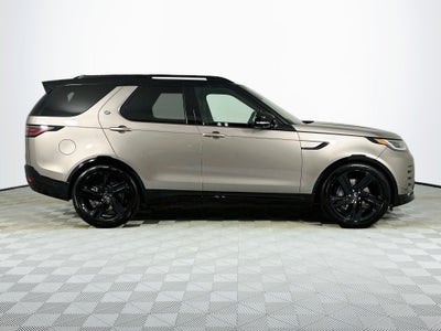 2026 Land Rover Discovery Dynamic SE