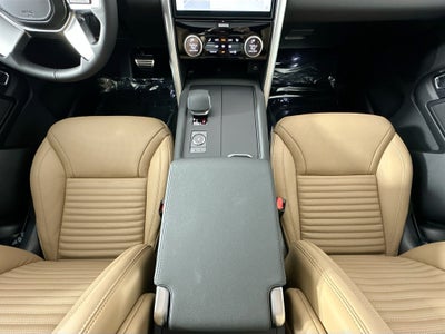 2025 Land Rover Discovery Dynamic SE