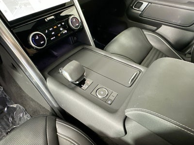 2024 Land Rover Discovery Dynamic SE