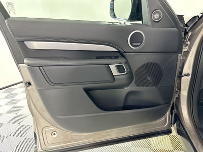 2024 Land Rover Discovery Dynamic SE