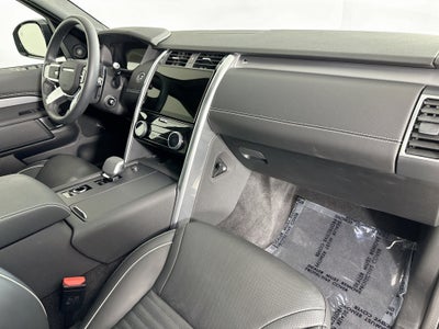 2024 Land Rover Discovery Dynamic SE