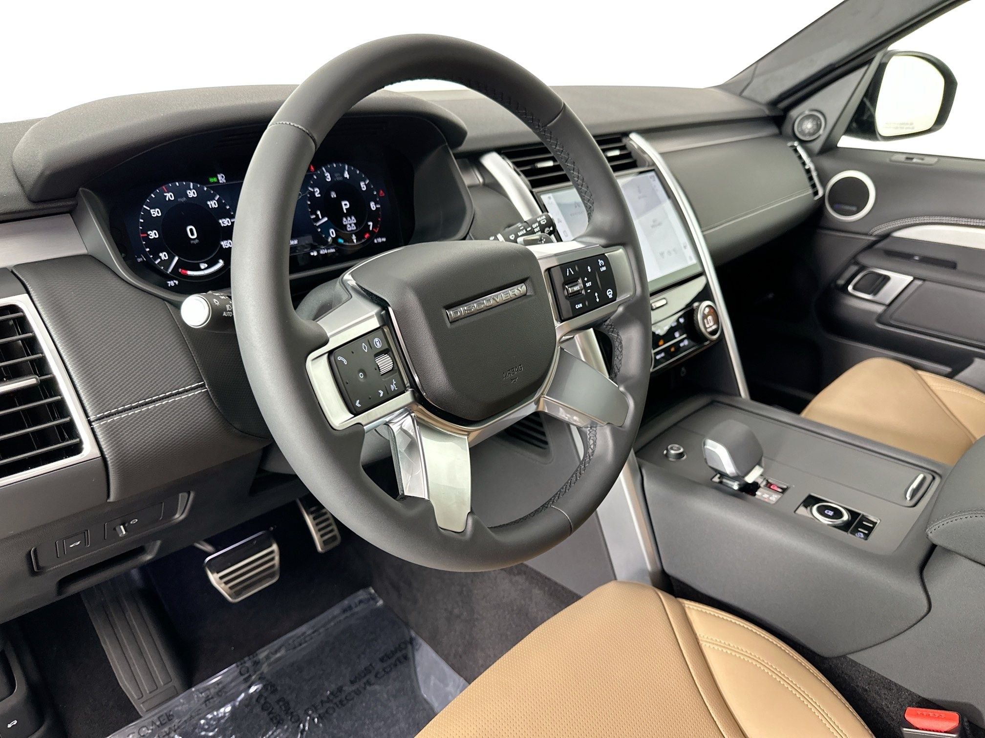 2025 Land Rover Discovery Dynamic SE