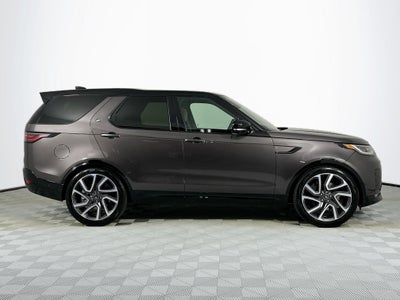 2025 Land Rover Discovery Dynamic SE