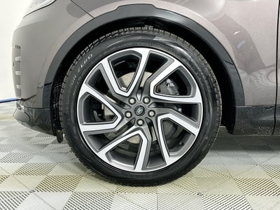 2025 Land Rover Discovery Dynamic SE