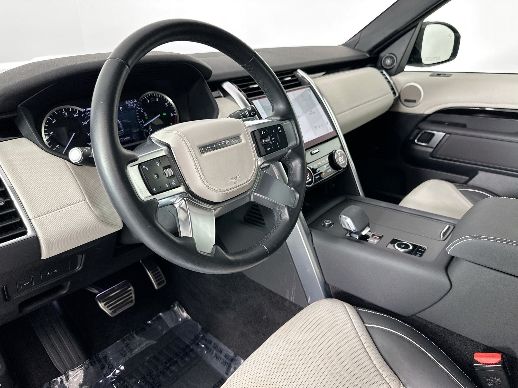 2023 Land Rover Discovery S R-Dynamic