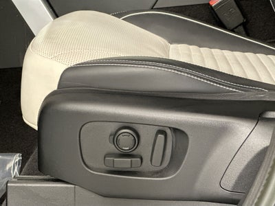 2023 Land Rover Discovery S R-Dynamic