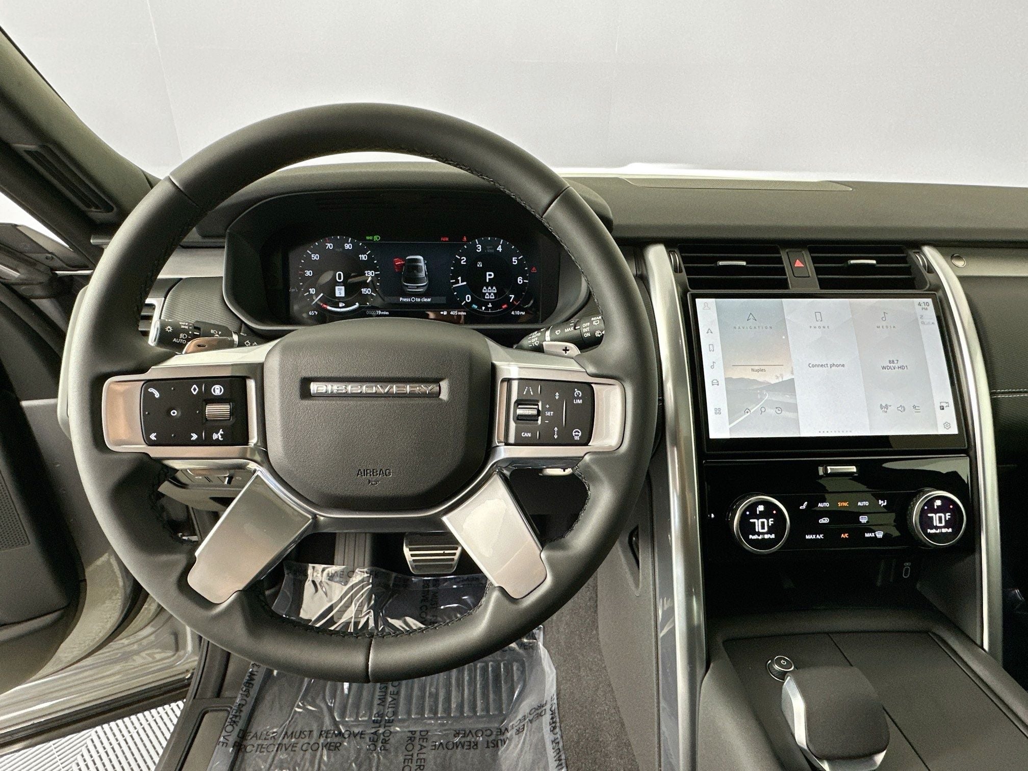 2026 Land Rover Discovery Gemini Edition