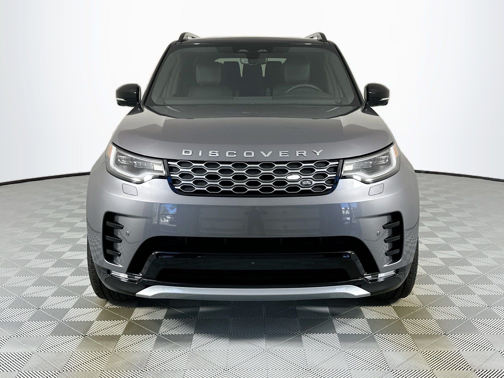 2026 Land Rover Discovery Gemini Edition