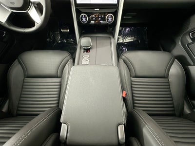 2026 Land Rover Discovery Gemini Edition