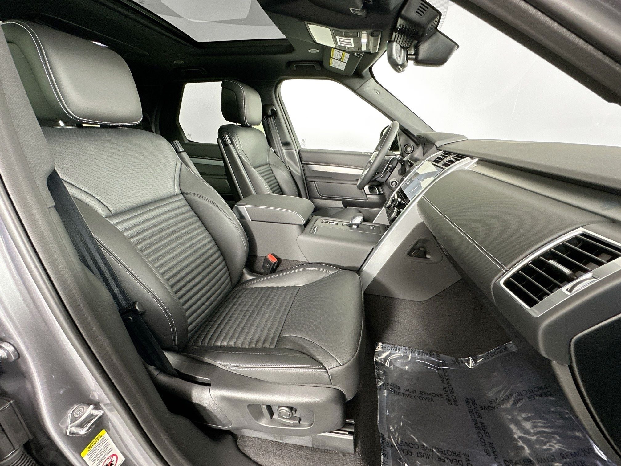 2026 Land Rover Discovery Gemini Edition