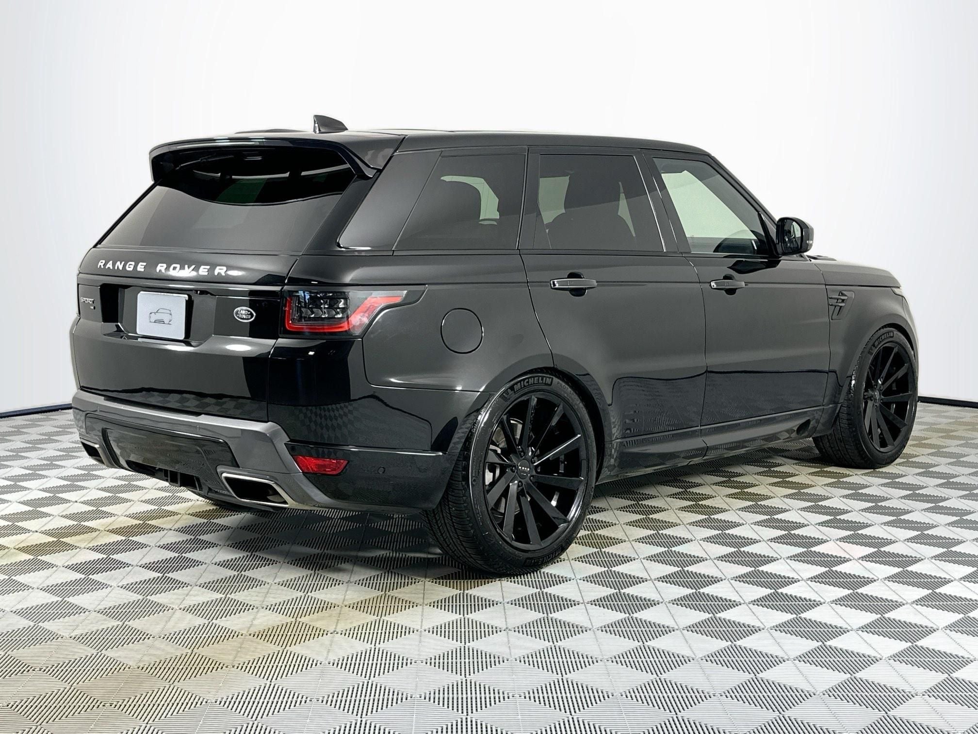2021 Land Rover Range Rover Sport HSE Silver Edition
