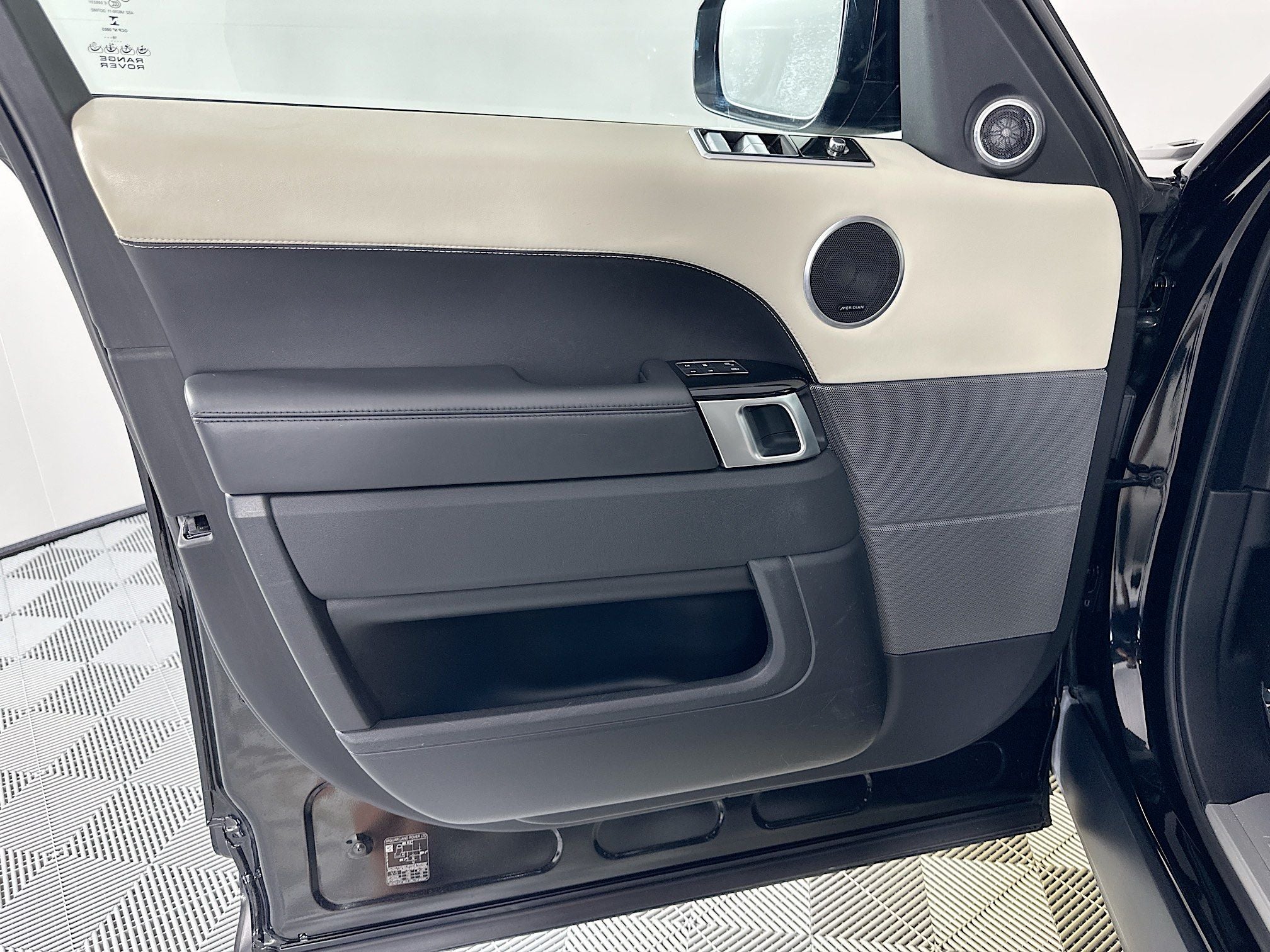 2020 Land Rover Range Rover Sport HSE