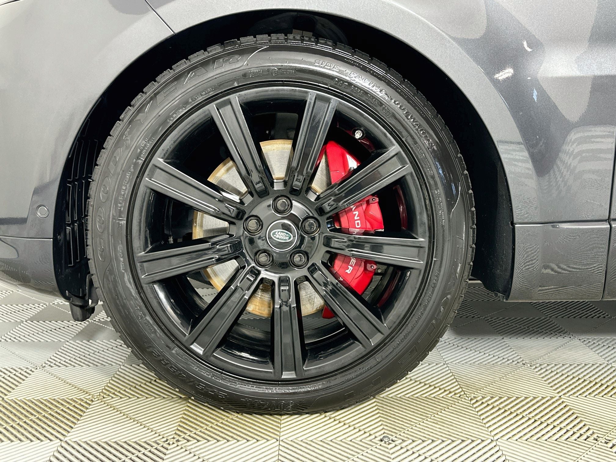 2020 Land Rover Range Rover Sport HST
