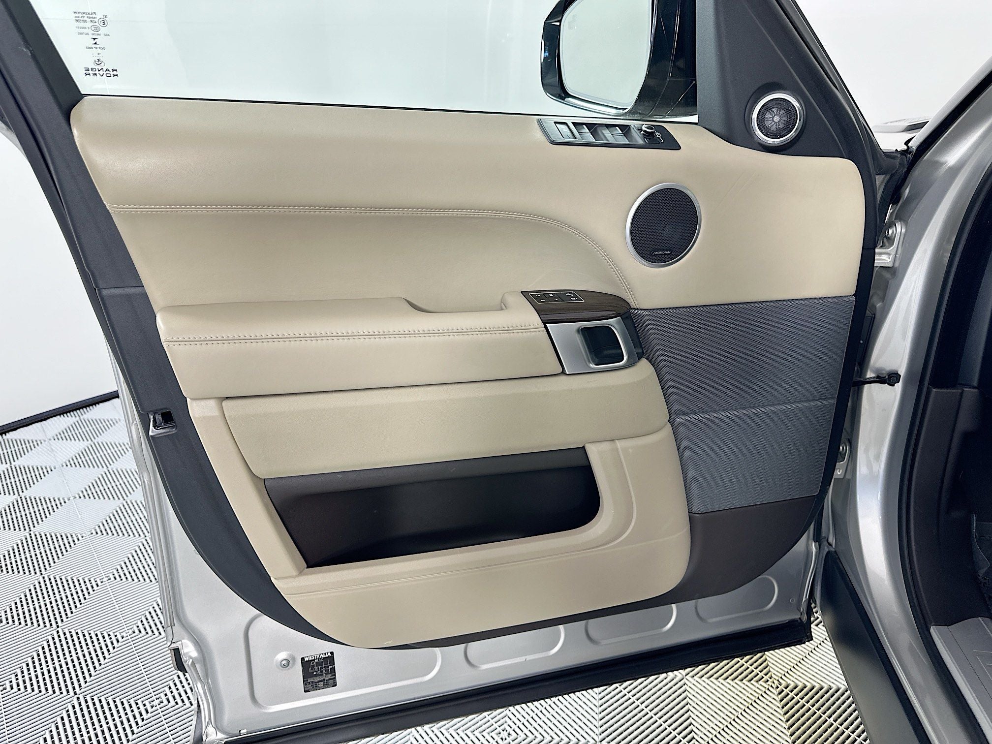 2015 Land Rover Range Rover Sport 5.0L V8 Supercharged Autobiography