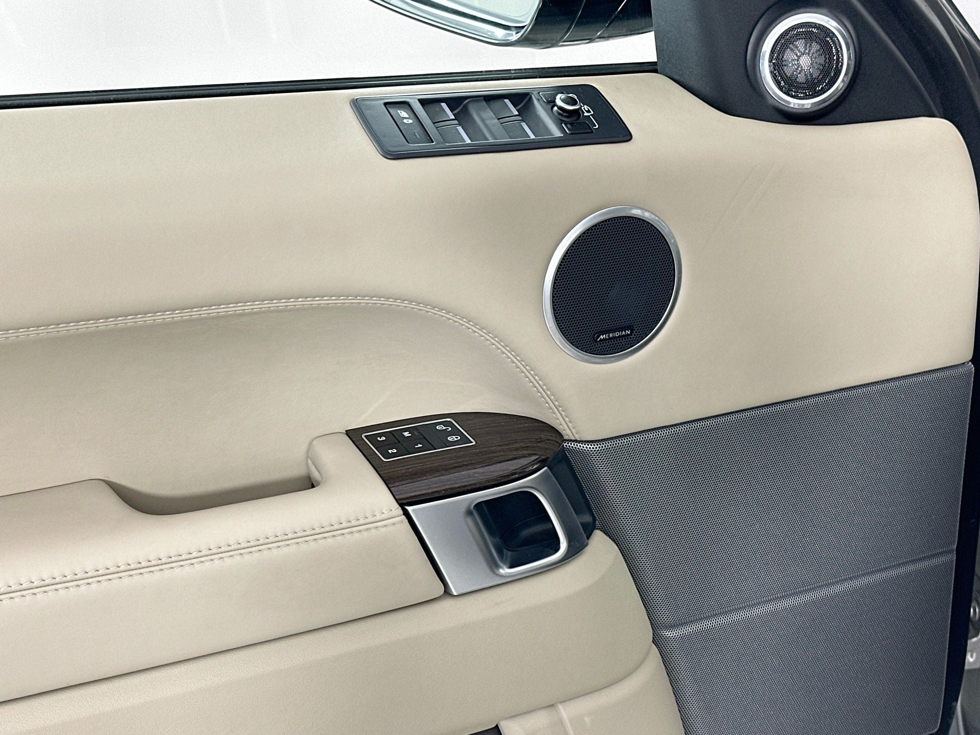 2015 Land Rover Range Rover Sport 5.0L V8 Supercharged Autobiography