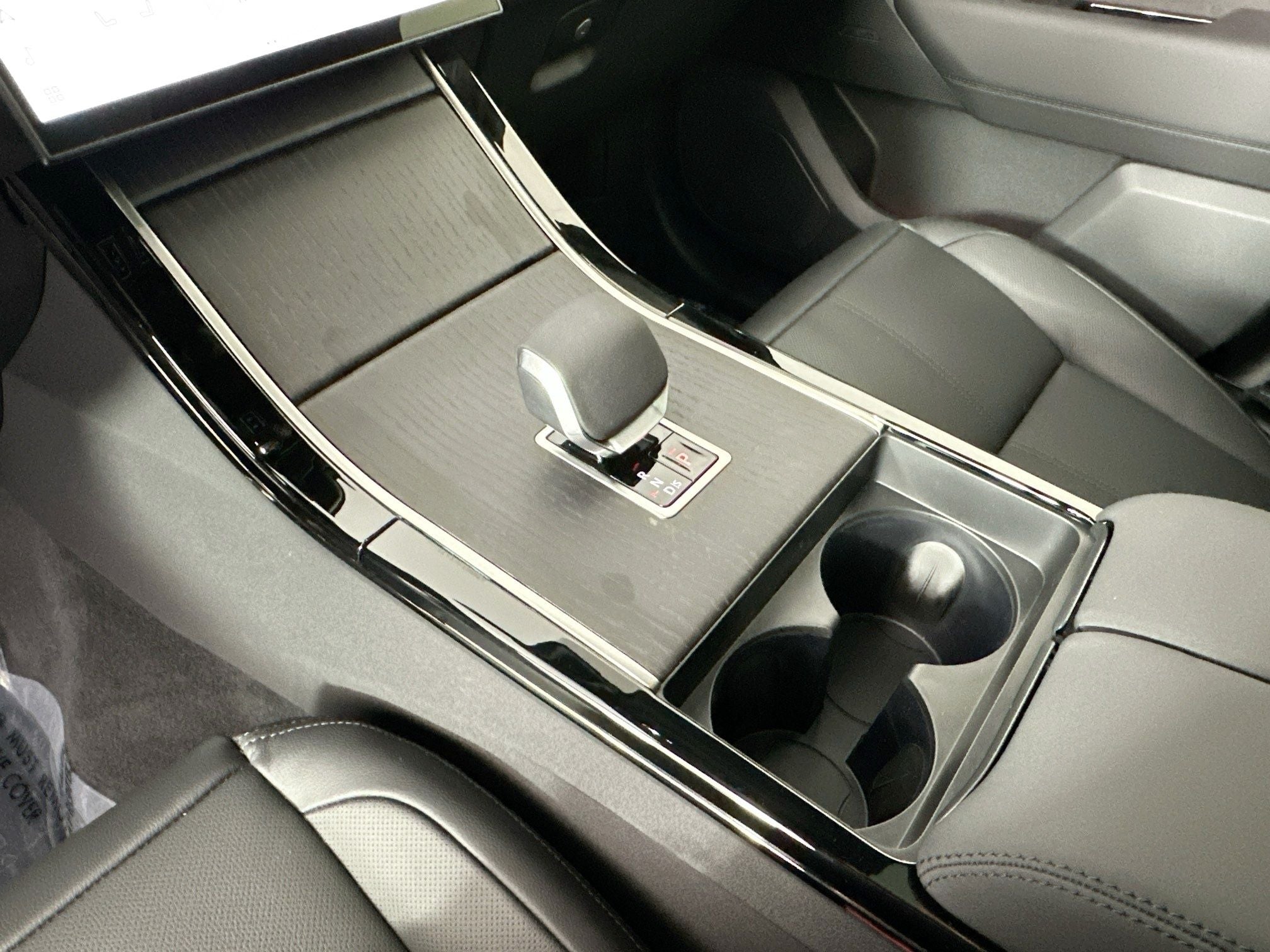 2026 Land Rover Range Rover Velar S