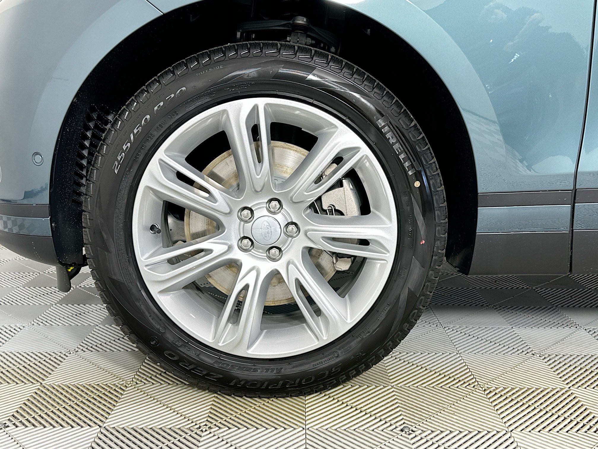 2026 Land Rover Range Rover Velar S