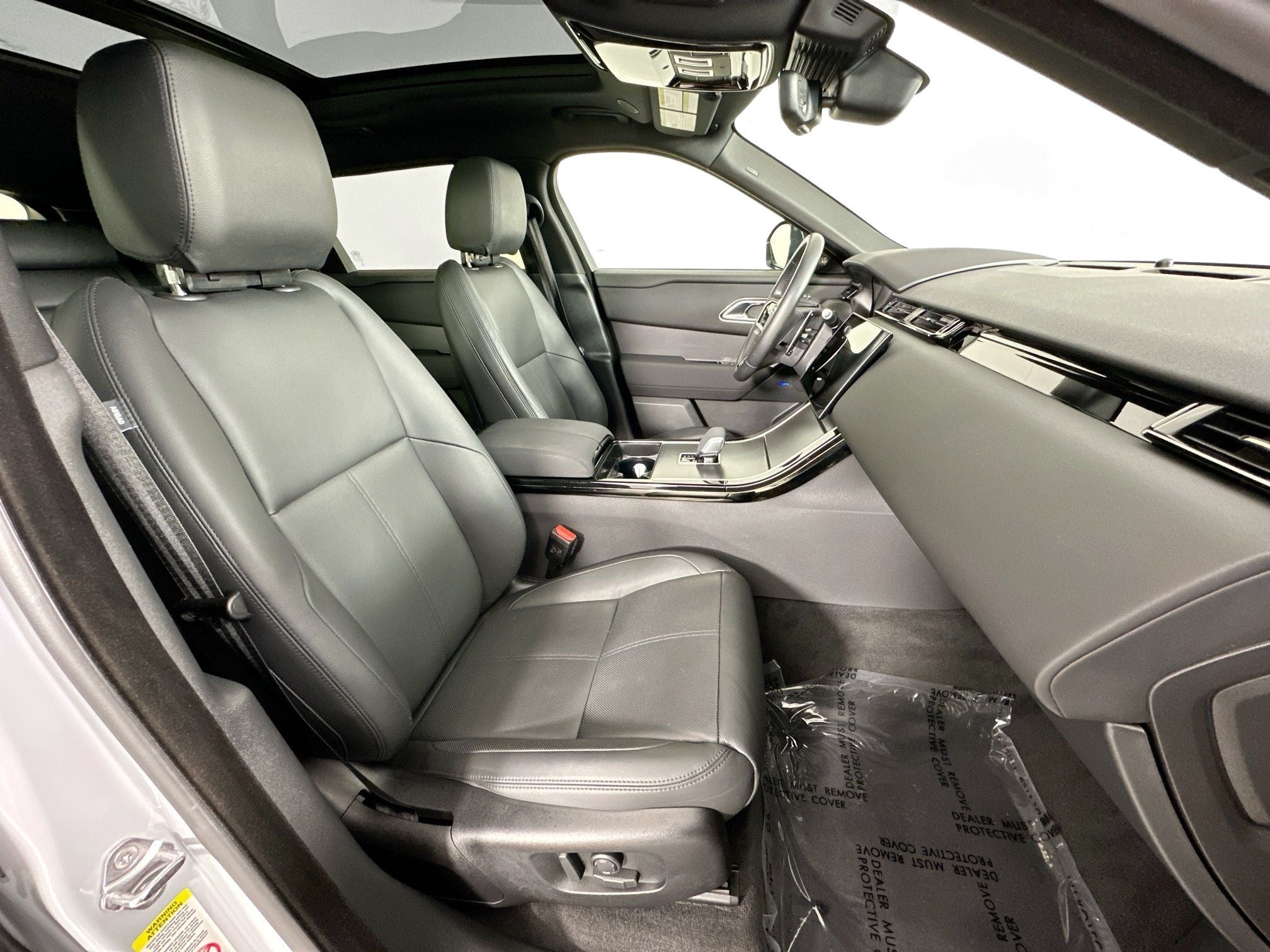 2024 Land Rover Range Rover Velar Dynamic SE