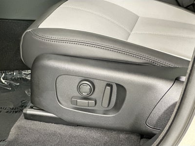 2026 Land Rover Range Rover Velar Dynamic SE