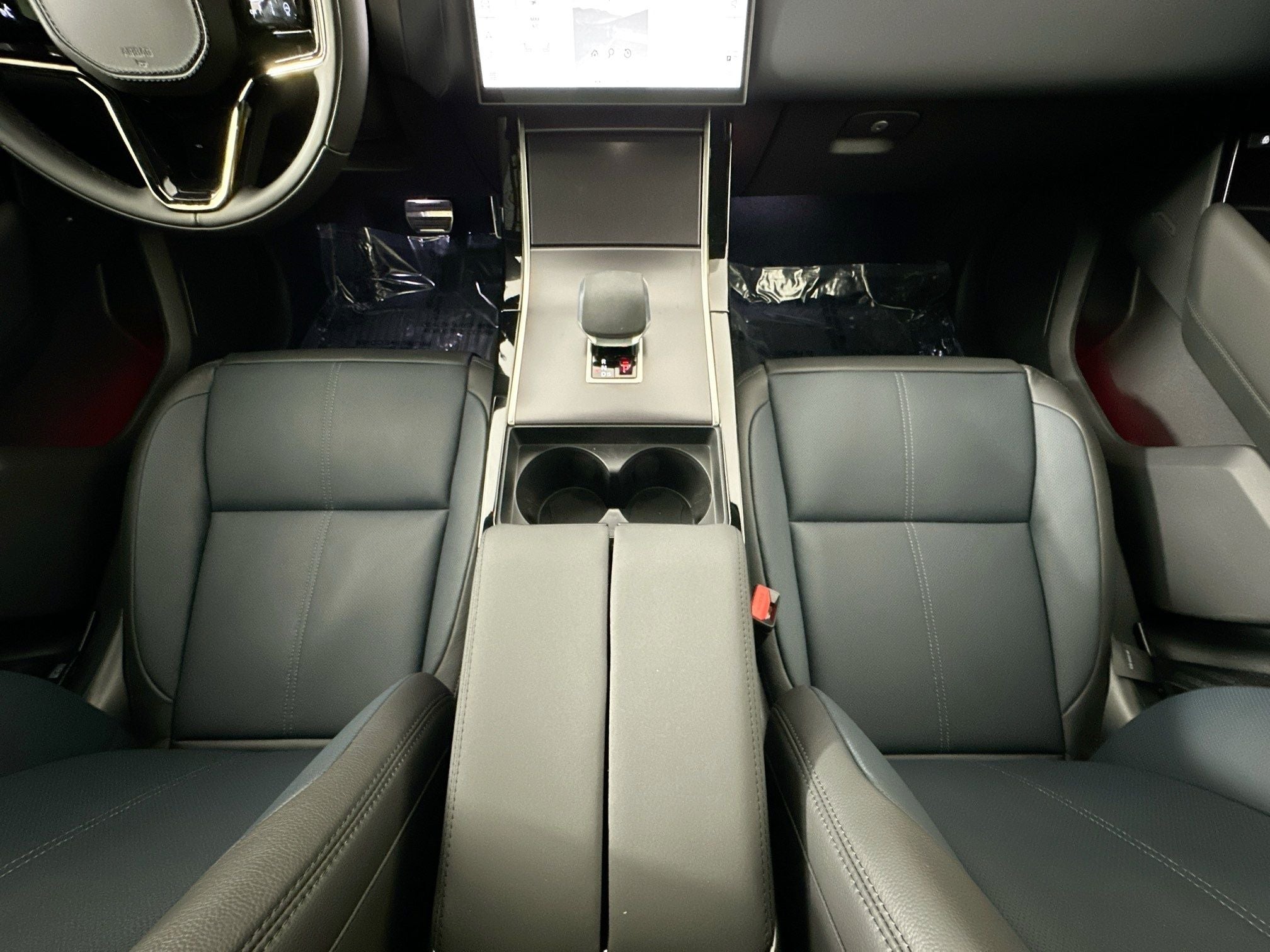 2026 Land Rover Range Rover Velar Dynamic SE