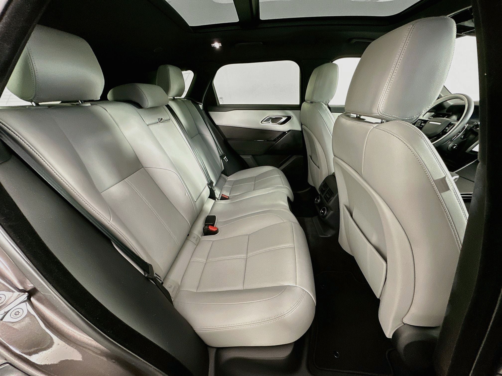 2024 Land Rover Range Rover Velar Dynamic SE