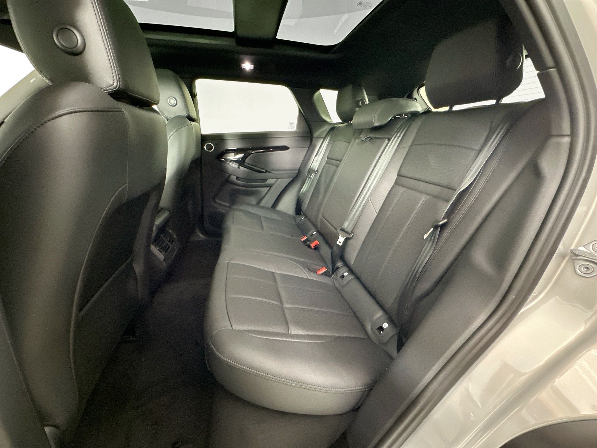 2026 Land Rover Range Rover Evoque S