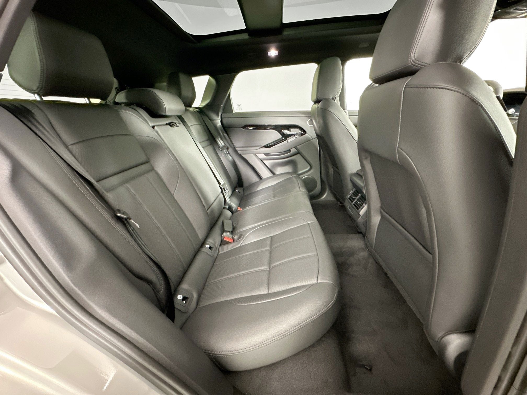 2026 Land Rover Range Rover Evoque S