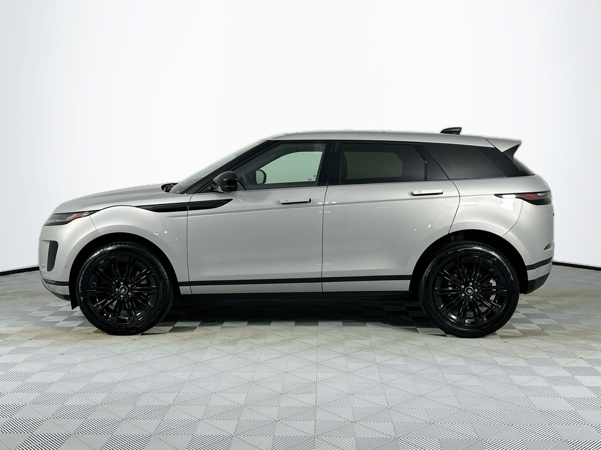 2026 Land Rover Range Rover Evoque S