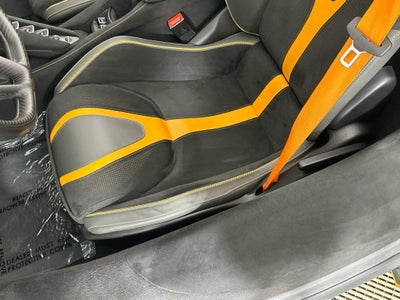 2022 McLaren 720S Performance