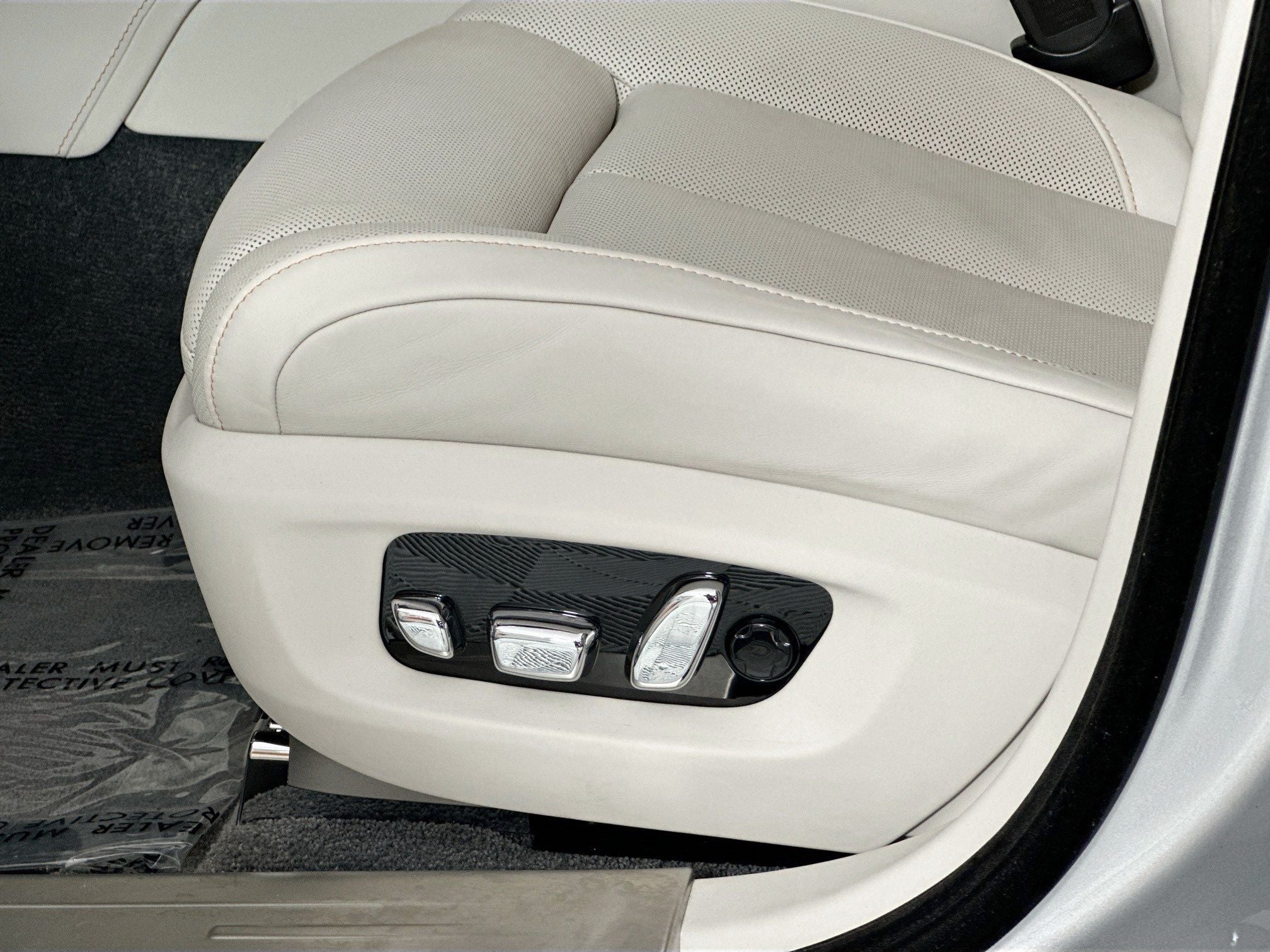 2026 Rolls-Royce Ghost Base