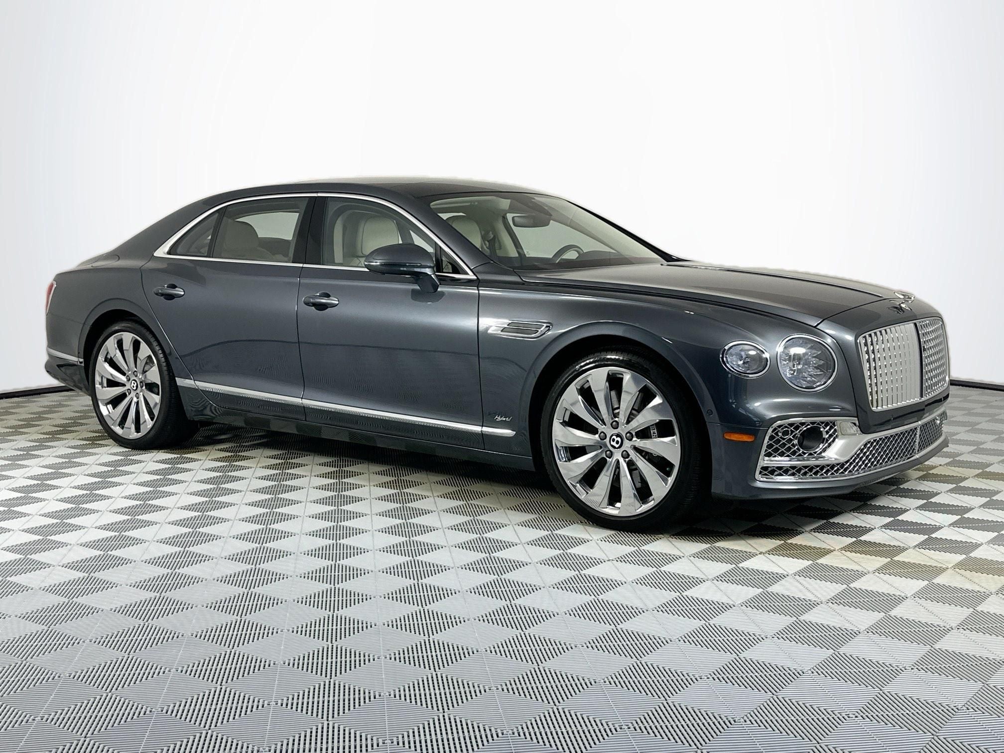 2022 Bentley Flying Spur Hybrid Base