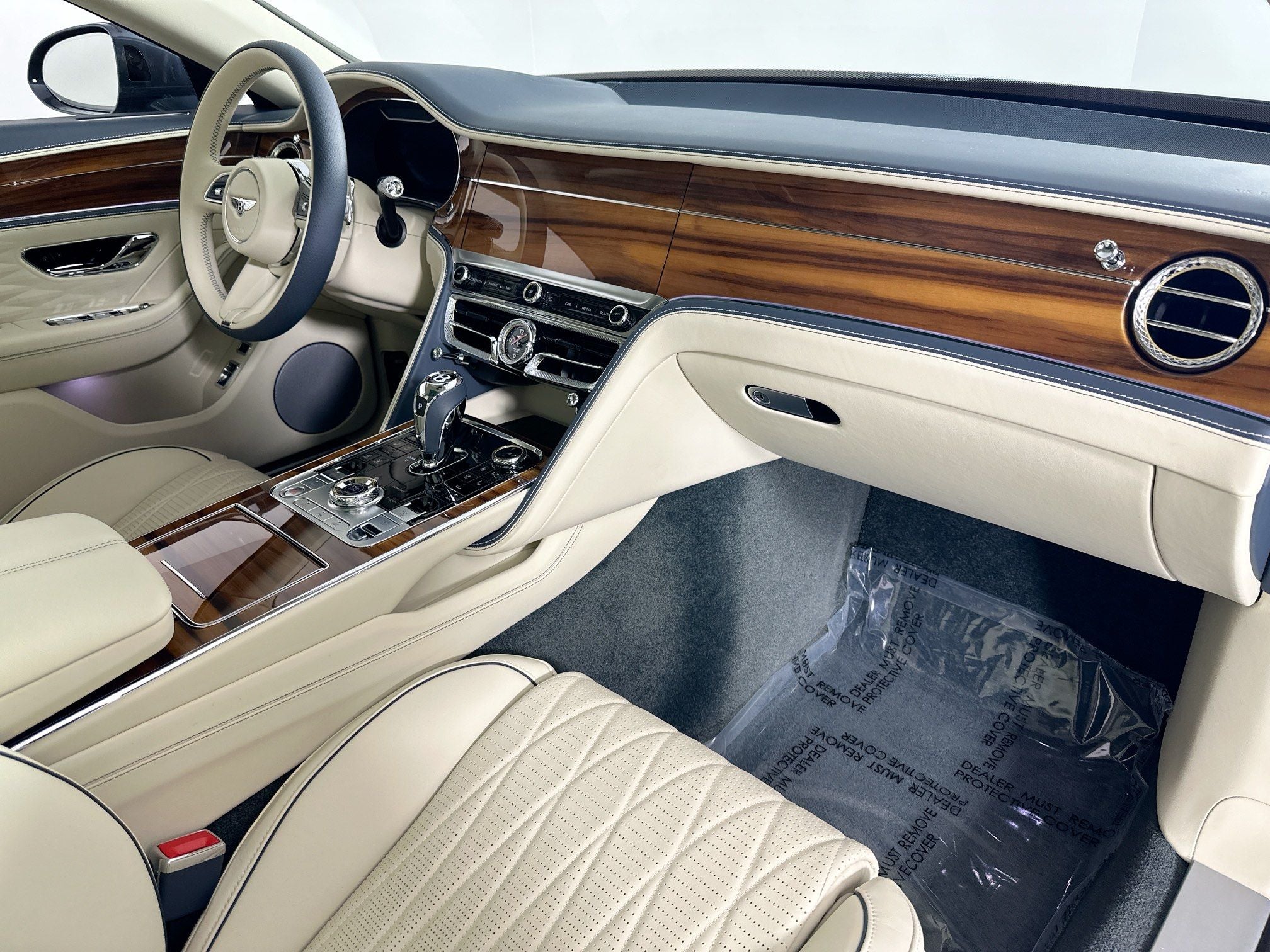 2022 Bentley Flying Spur Hybrid Base