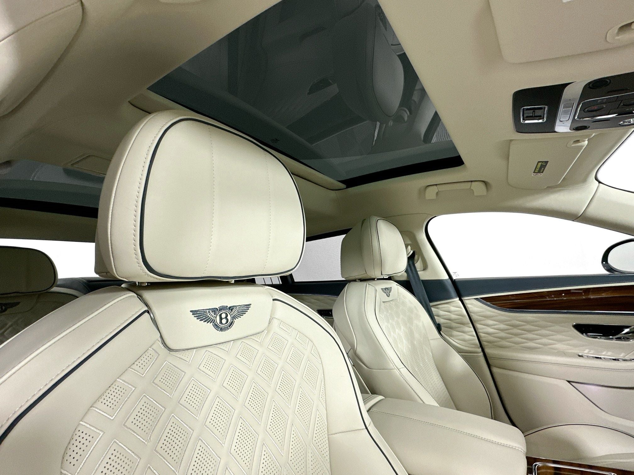 2022 Bentley Flying Spur Hybrid Base