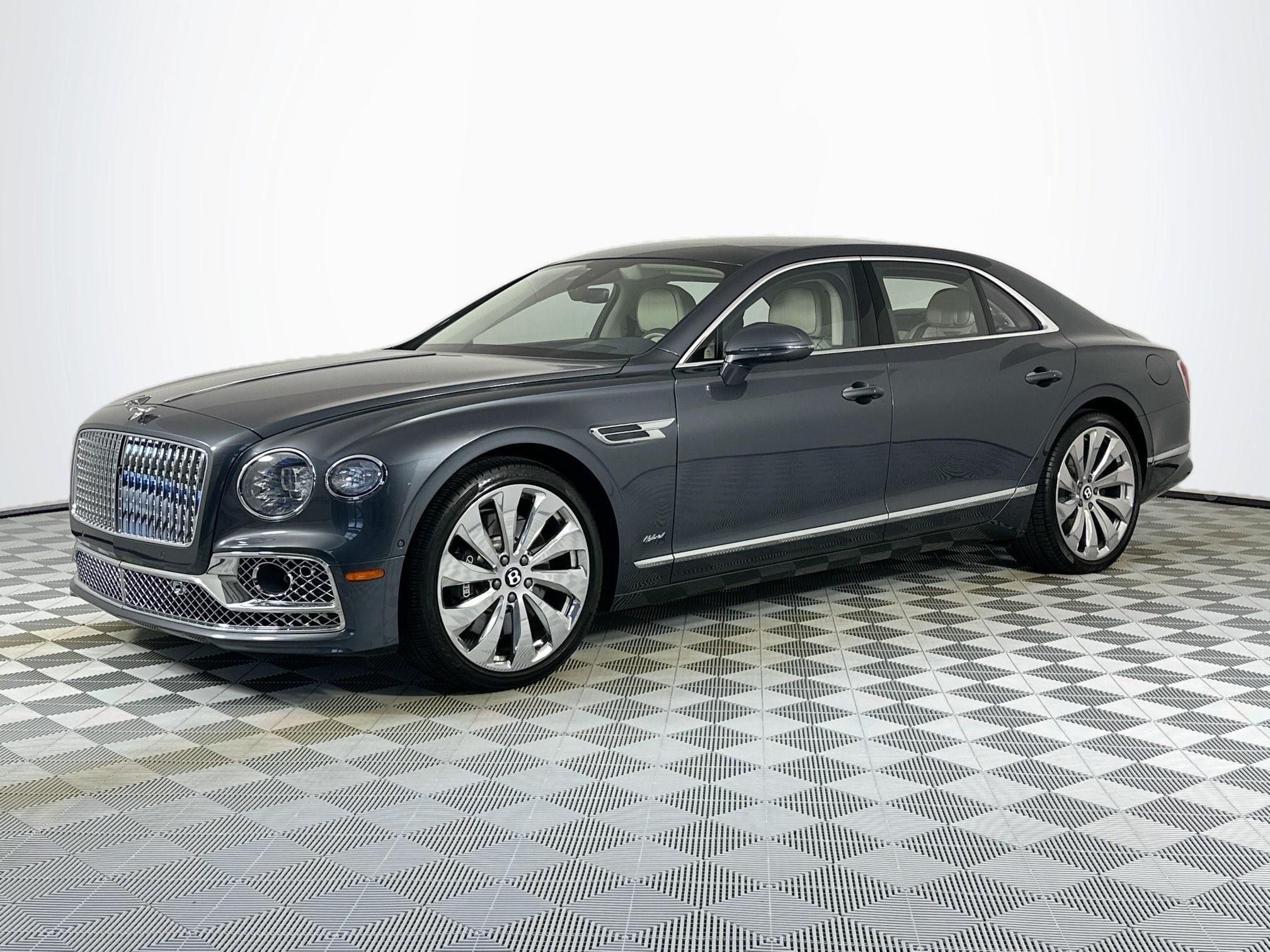 2022 Bentley Flying Spur Hybrid Base